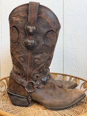 Durango Crush Heartbreaker Pointed Toe Women’s Cowboy Boots Sz 7.5